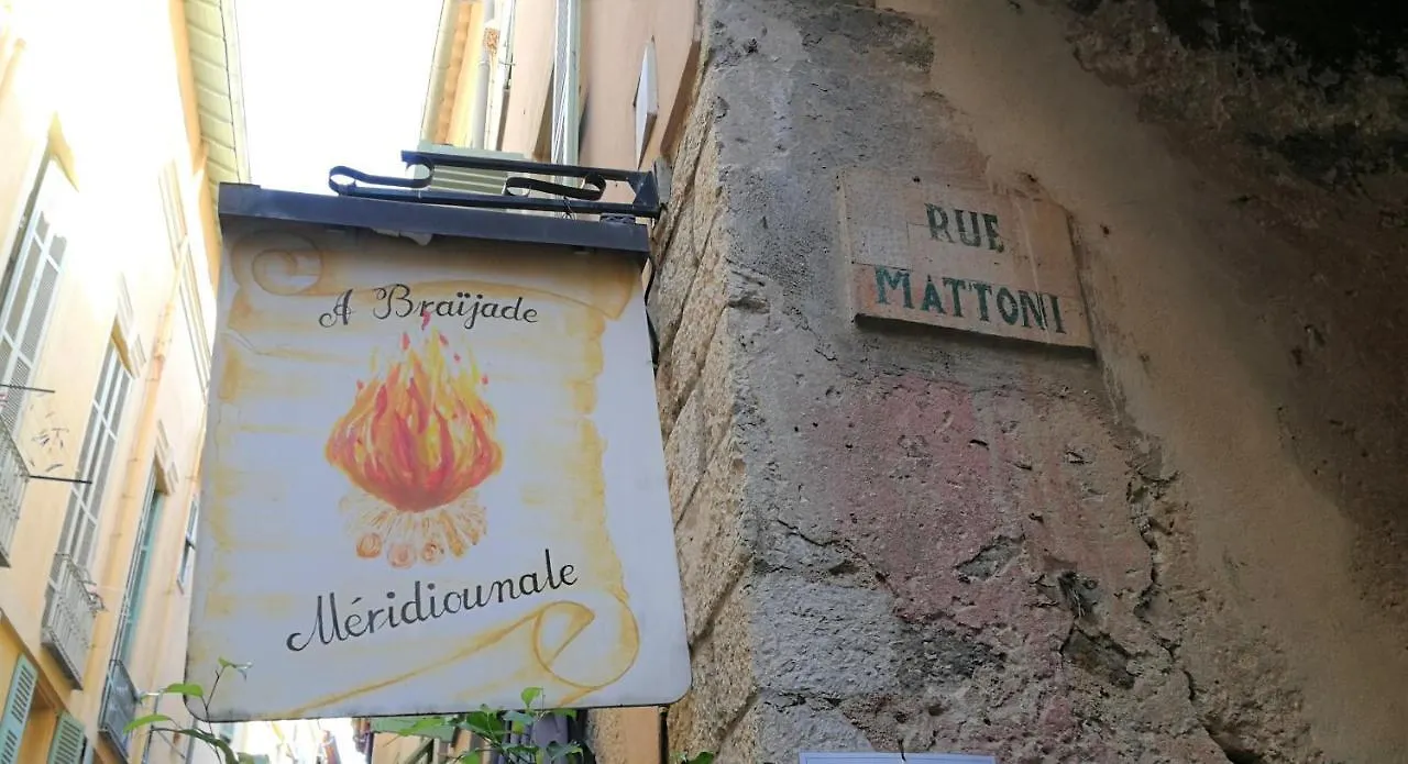 Maison De Ville Typique Mentonnaise Apartment Menton